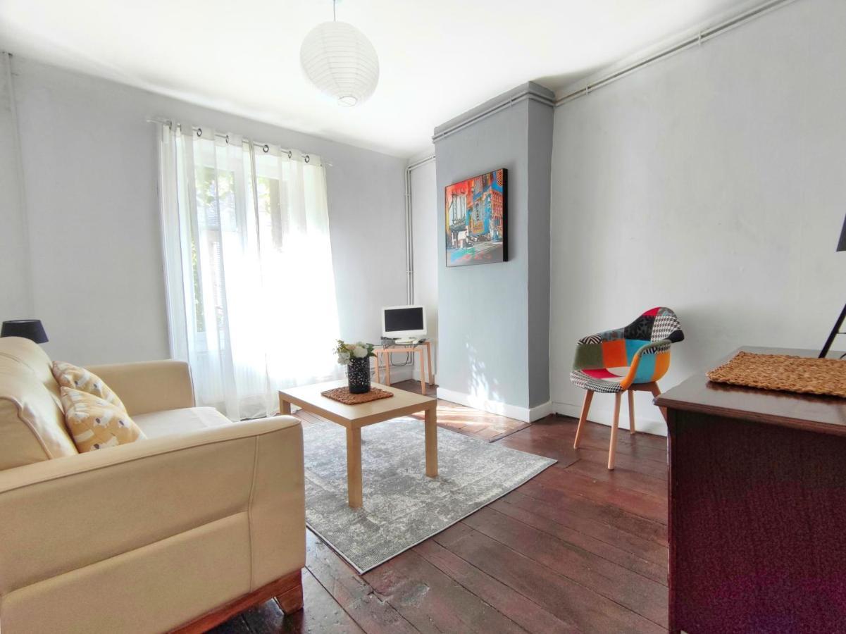 Number 22 - Le Dorat - Apartment 3 With Garden & Free Parking ภายนอก รูปภาพ