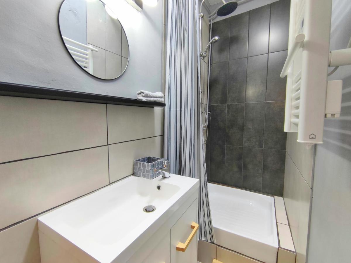 Number 22 - Le Dorat - Apartment 3 With Garden & Free Parking ภายนอก รูปภาพ