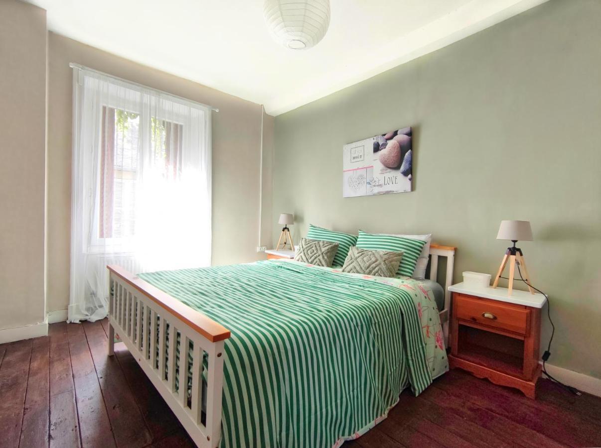 Number 22 - Le Dorat - Apartment 3 With Garden & Free Parking ภายนอก รูปภาพ